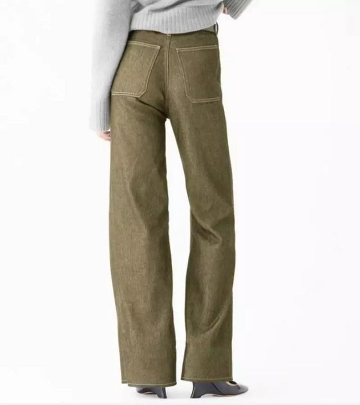 Tummy |  Il Pantalone a Zampa che Sottolinea il Punto Vita