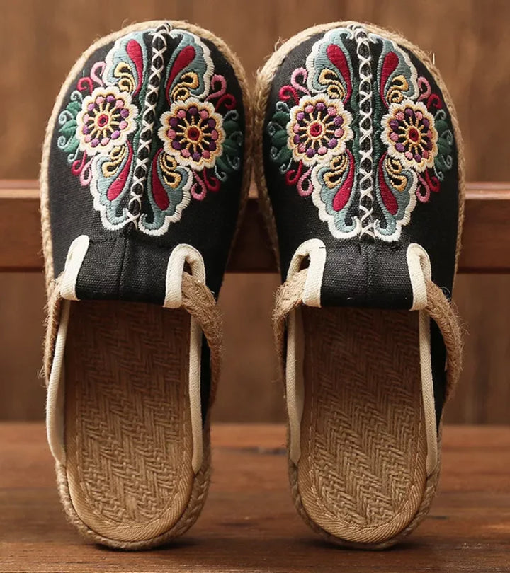 FLORA | Sandali Ricamati Ultra Leggeri