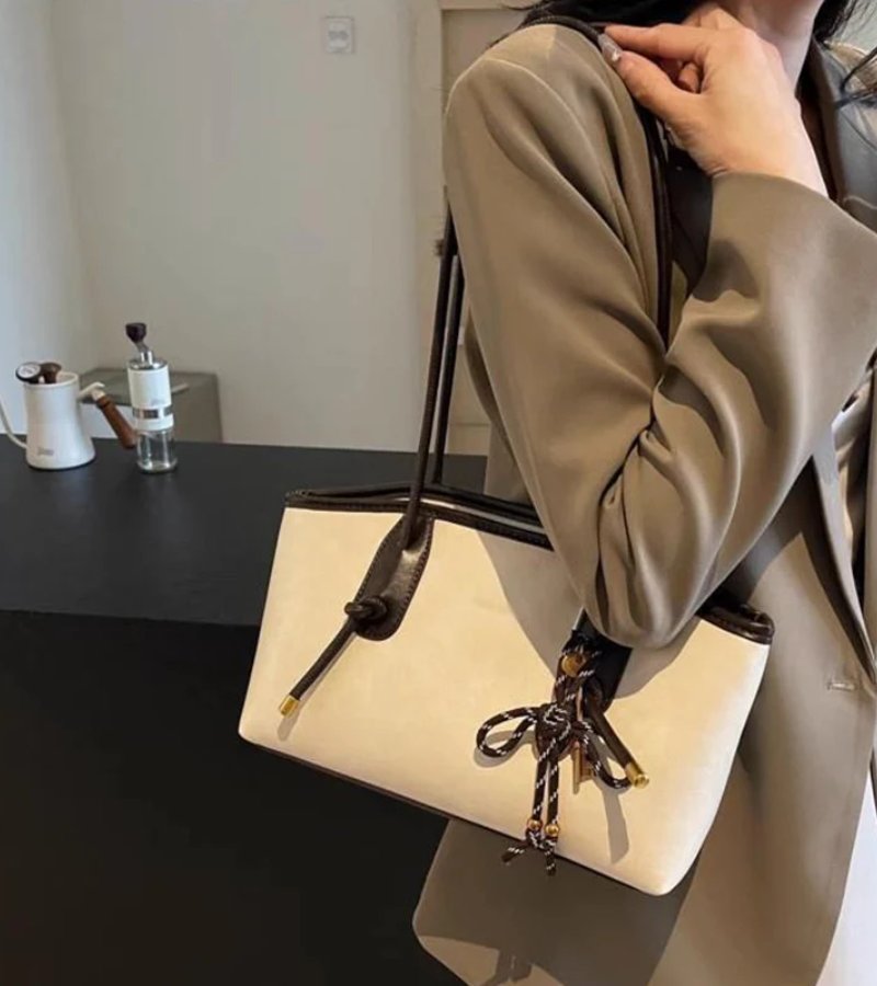 Mirca | Borsa a Spalla in Pelle Raffinata