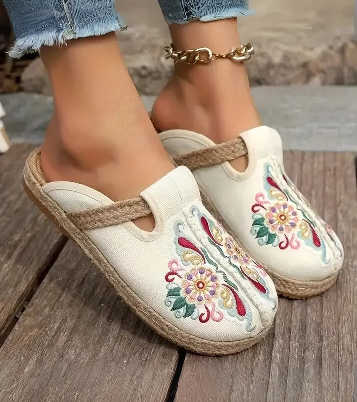 FLORA | Sandali Ricamati Ultra Leggeri