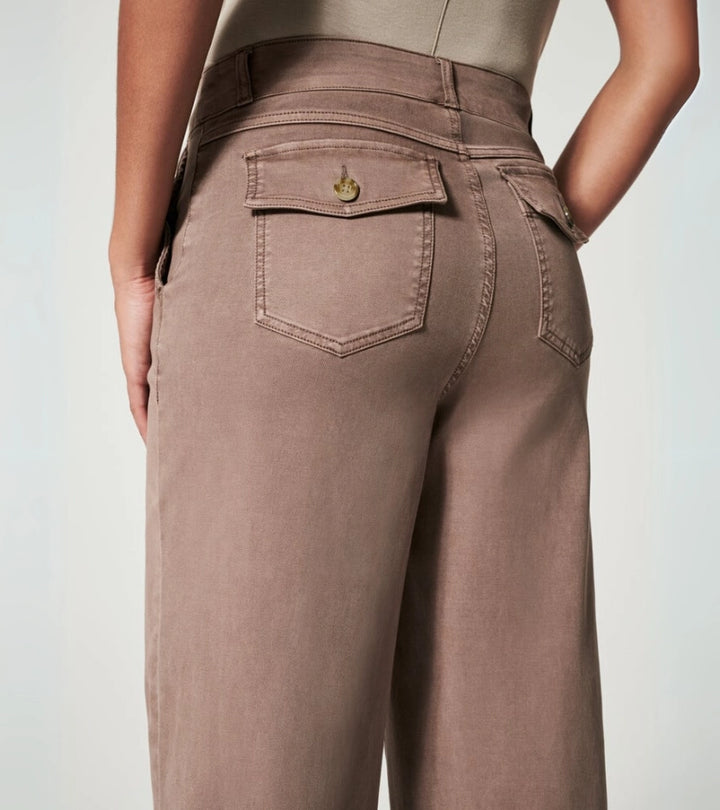 Mathilda | Pantaloni dritti con dettagli raffinati