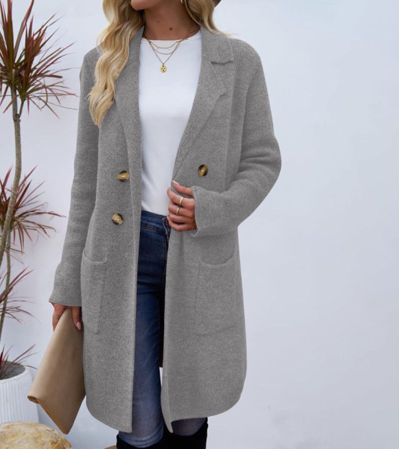 Ariele | il cappotto in lana che unisce calore e stile