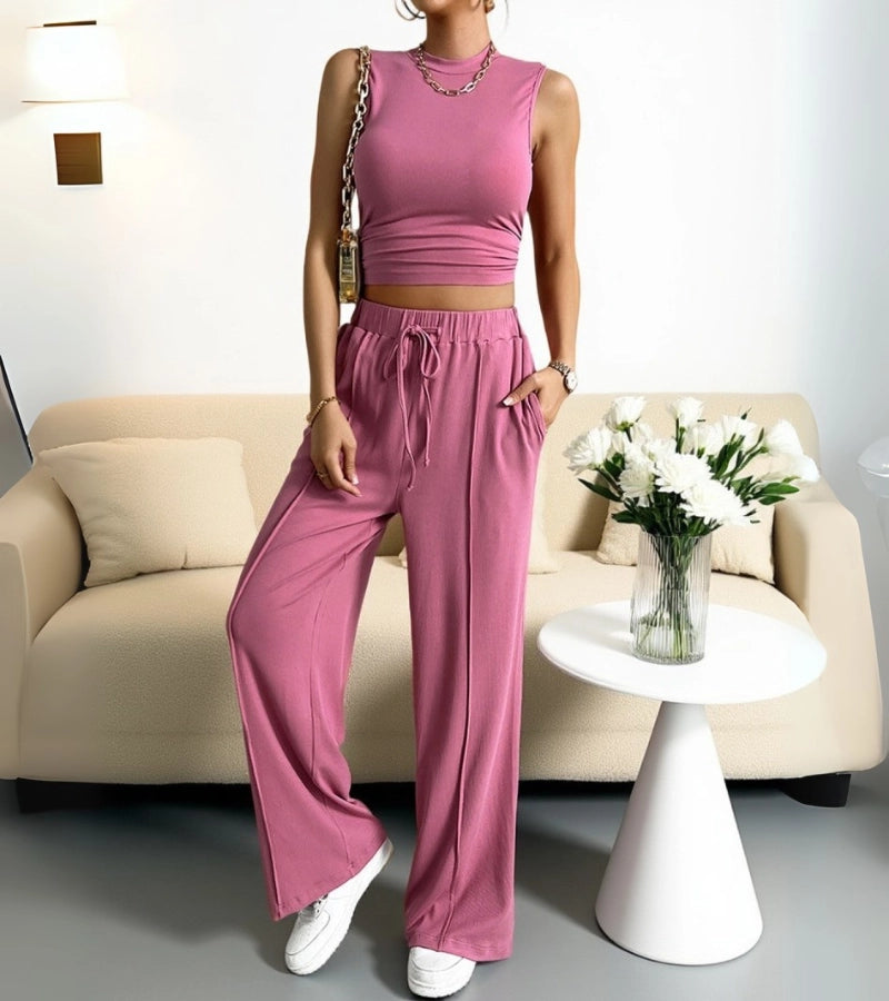 Gloria | Top Aderente & Pantaloni Larghi