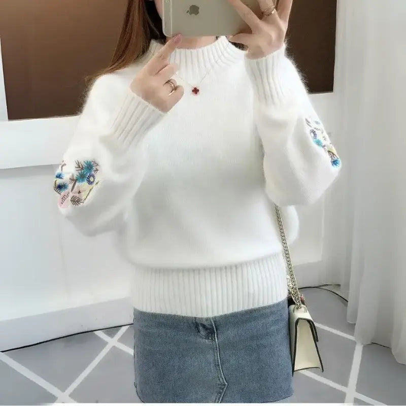 Isabel | Maglione Ricamato per un Look alla Moda