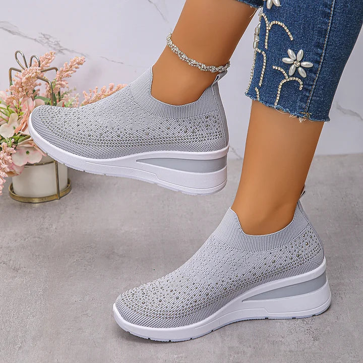 Oulella | Sneakers ortopediche, con zeppa in rete con strass