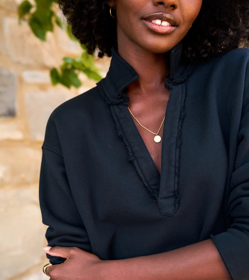 Monica | L'Completo Scollo a V Imperdibile