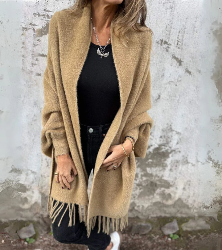 Silvana | Mantella con maniche lunghe e frange