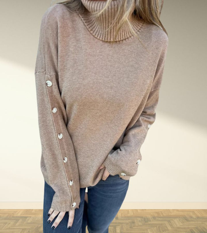 Nadia | Maglione con bottoni metallici