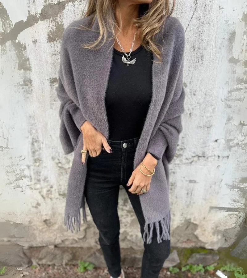 Silvana | Mantella con maniche lunghe e frange