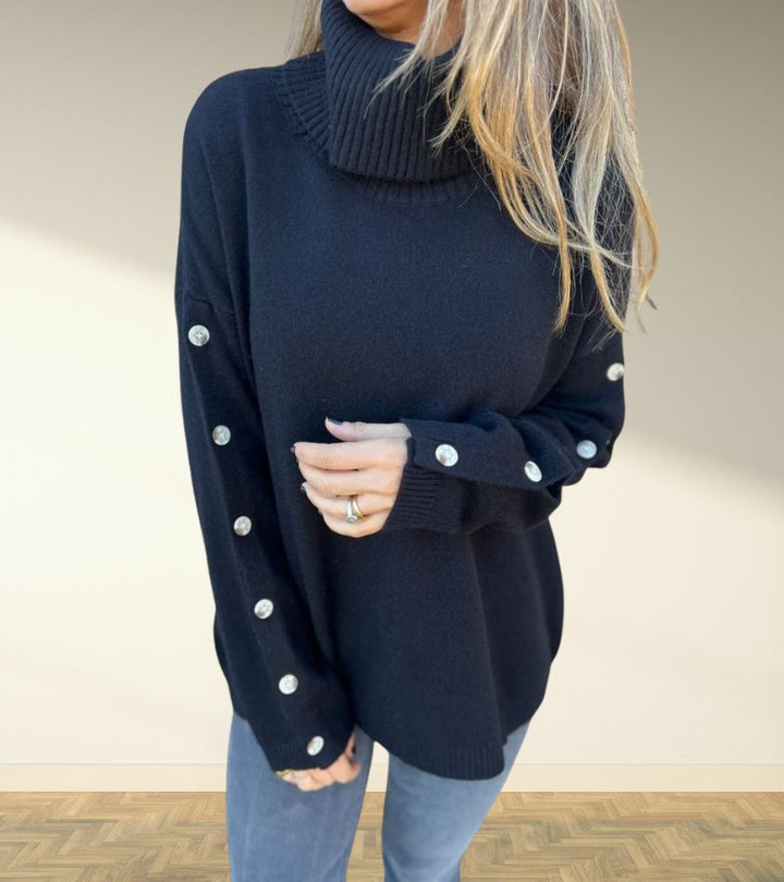 Nadia | Maglione con bottoni metallici