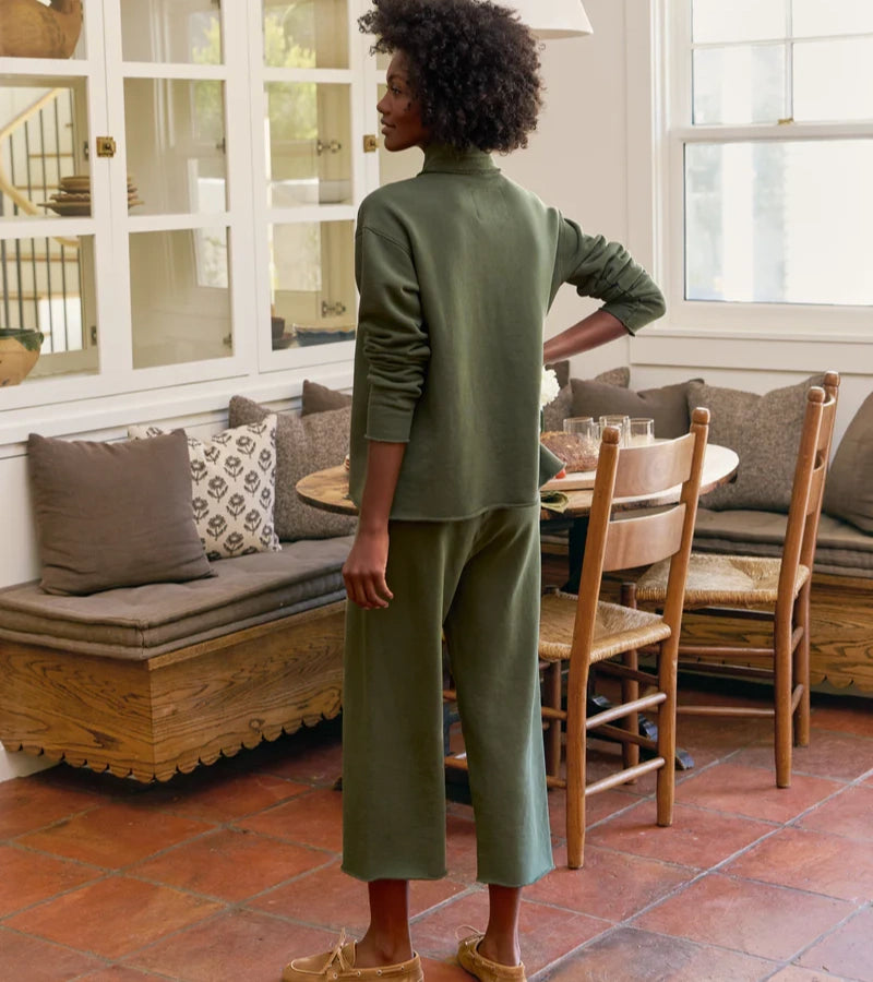 Monica | L'Completo Scollo a V Imperdibile