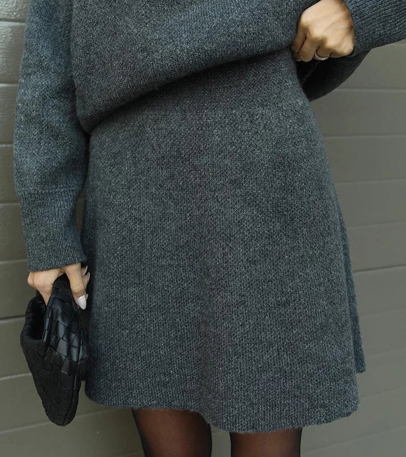 Velara | Set in maglia - pull oversize + minigonna